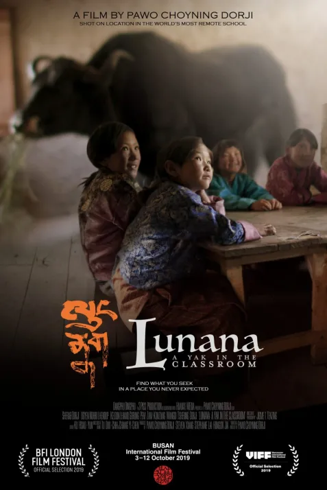 Lunana: A Yak in the Classroom