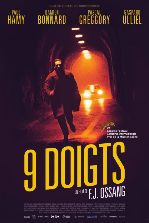 9 doigts