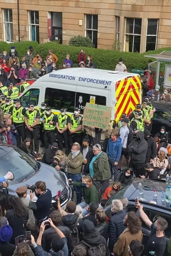 Everybody to Kenmure Street