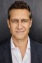 Robert Gant